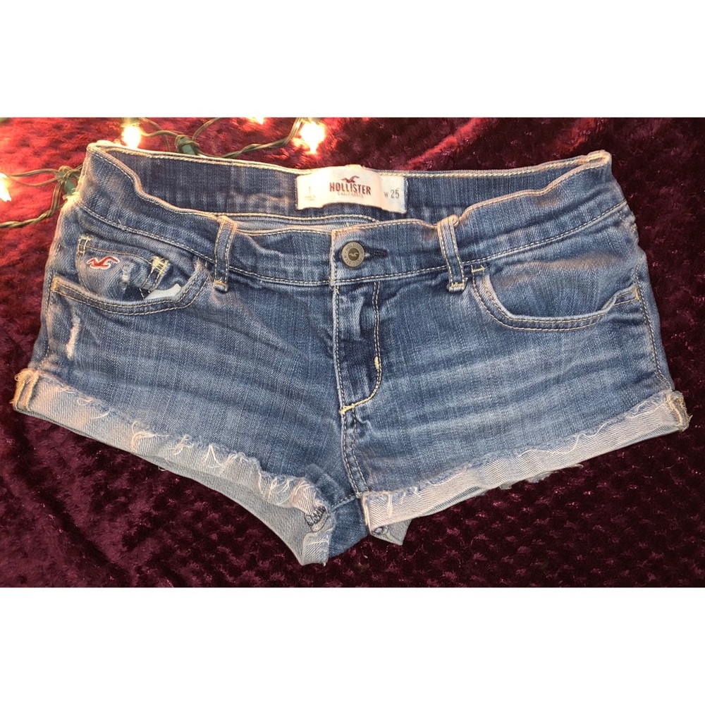 Hollister Jean Shorts *PRICE DROP*